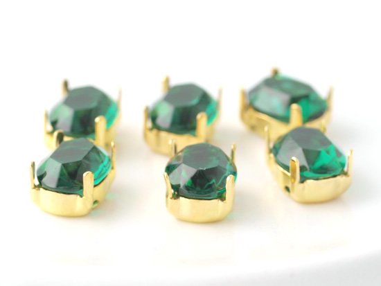 swarovski emerald oval grass wlth setting 8x6mm - uni-tique