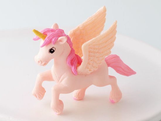 unicorn pink feather 6cmx5.5cm