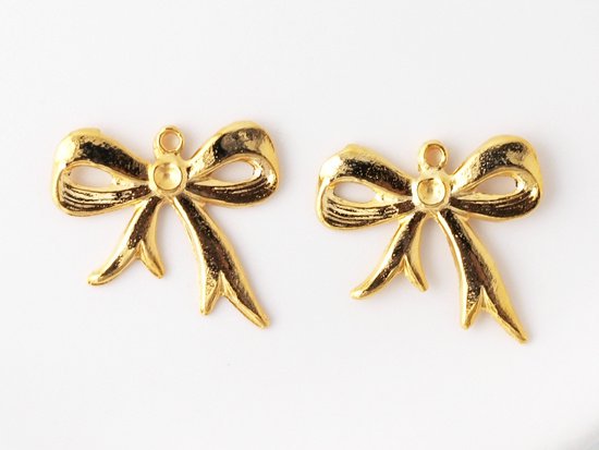 ribbon charm gold 18x19mm