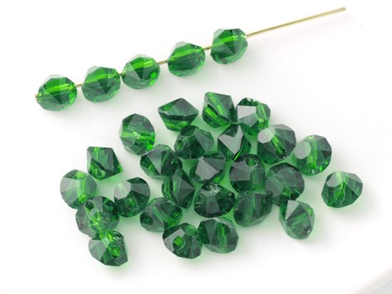 green studs cut beads 5mm