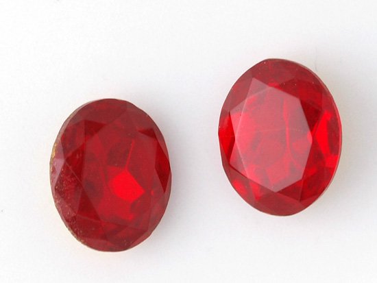 vintage red oval glass 12x10mm