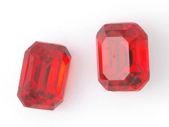 vintage red rectangle glass 12x10mm