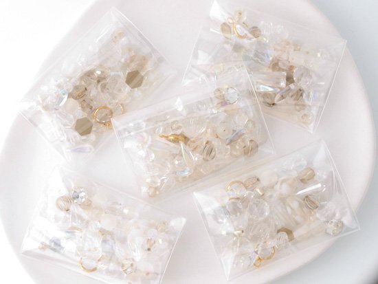 clear glass beads pack