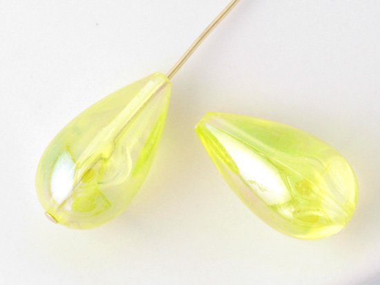 vintage clear yellow dorp beads 20x11mm
