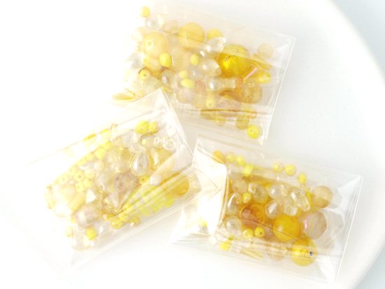 yellow glass beads pack