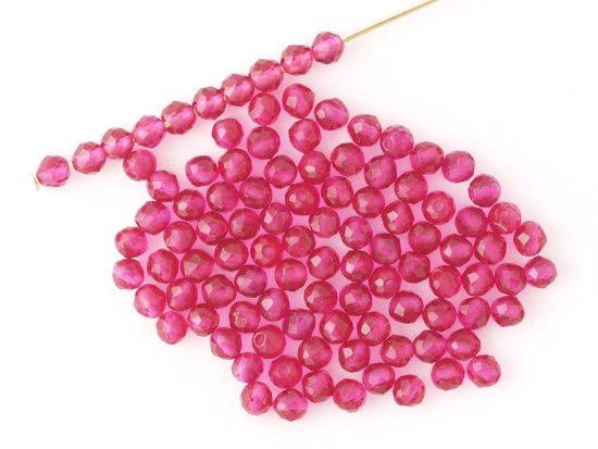 <img class='new_mark_img1' src='https://img.shop-pro.jp/img/new/icons59.gif' style='border:none;display:inline;margin:0px;padding:0px;width:auto;' />fuchsia pink round cut beads 3mm