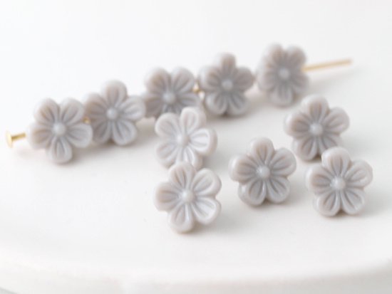 vintage gray flower beads 8mm