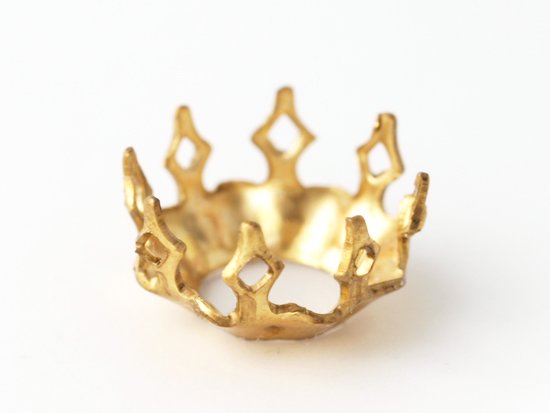 crown design round setting gold 9mm