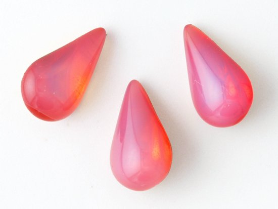 vintage red pink tear drop glass 13x8mm