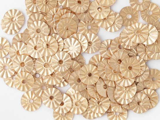 matte gold sunny round spangle 6mm