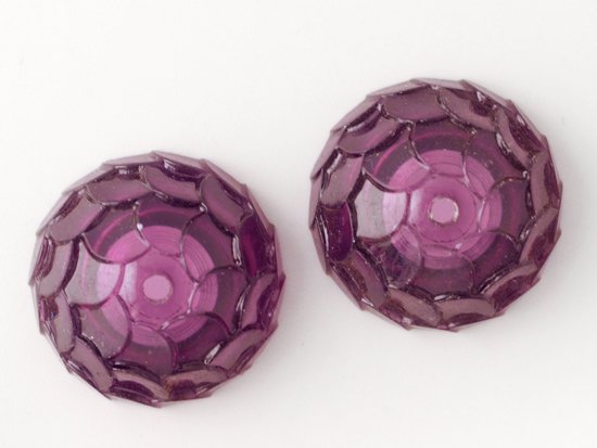 <img class='new_mark_img1' src='https://img.shop-pro.jp/img/new/icons5.gif' style='border:none;display:inline;margin:0px;padding:0px;width:auto;' />vintage purple scale half round beads 19.5mm