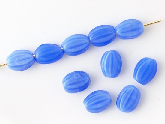 vintage blue oval beads 7.5mm