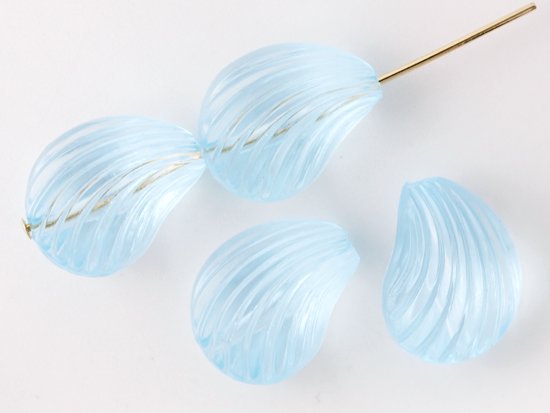 vintage clear light blue shell beads 15.5mm
