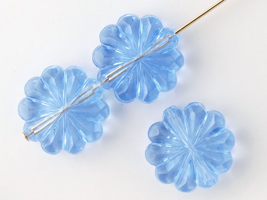vintage clear blue flower cut beads 15.5mm