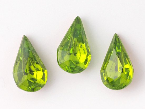 vintage olivine green tear drop glass 13x8mm