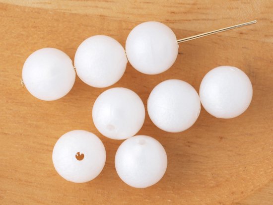 vintage pearl white round beads 10mm