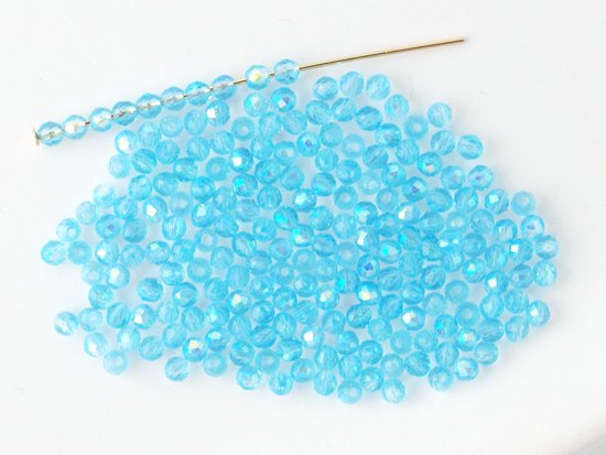 <img class='new_mark_img1' src='https://img.shop-pro.jp/img/new/icons5.gif' style='border:none;display:inline;margin:0px;padding:0px;width:auto;' />light aqua blue AB round cut beads 2mm