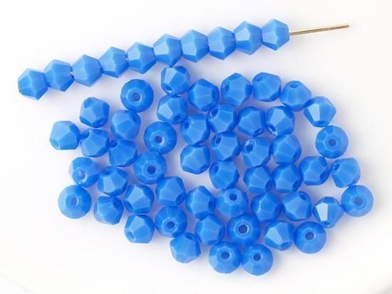 <img class='new_mark_img1' src='https://img.shop-pro.jp/img/new/icons5.gif' style='border:none;display:inline;margin:0px;padding:0px;width:auto;' />opaque blue rhombus cut beads 4mm