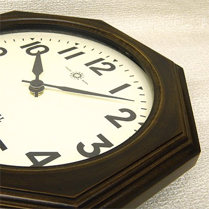 電波式の昭和レトロ振り子時計(アンティークブラウン：アラビア文字)。日本製品 - さんてる