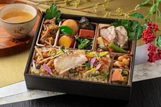【2025冬弁当】鹿児島黒豚冬餡掛けと鶏ロースト金平ご飯一段京懐石 【期間限定・無料茶付き】