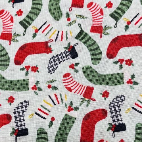 <img class='new_mark_img1' src='https://img.shop-pro.jp/img/new/icons1.gif' style='border:none;display:inline;margin:0px;padding:0px;width:auto;' />Riley Blake Charming Christmas  å