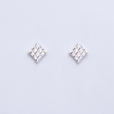 QUILTING DIA SV pierced earrings