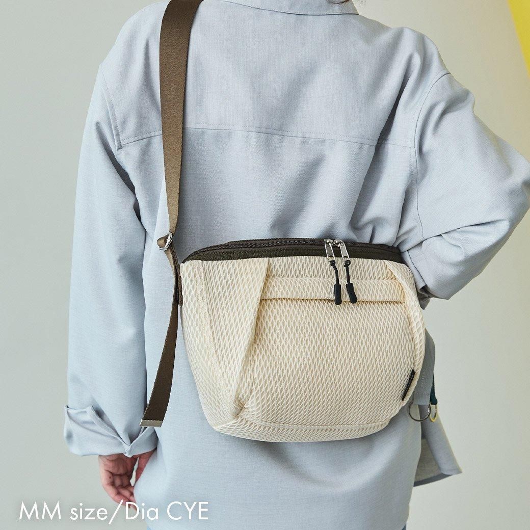 エディータ ショルダーバッグ MMサイズ EDITA. Washable body bag | MMサイズ - EDITA．