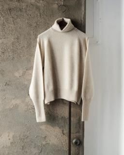 Nikki ESSENTIAL PIECES / All-yak Turtleneck col.Ivory