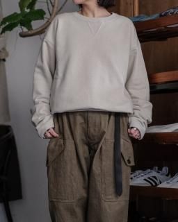 OLDMANS TAILOR / THUMB HOLOE CREW SWEAT col.Beige