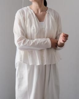 Khadi and Co / SARA (Andhra Plain Cotton) col.White