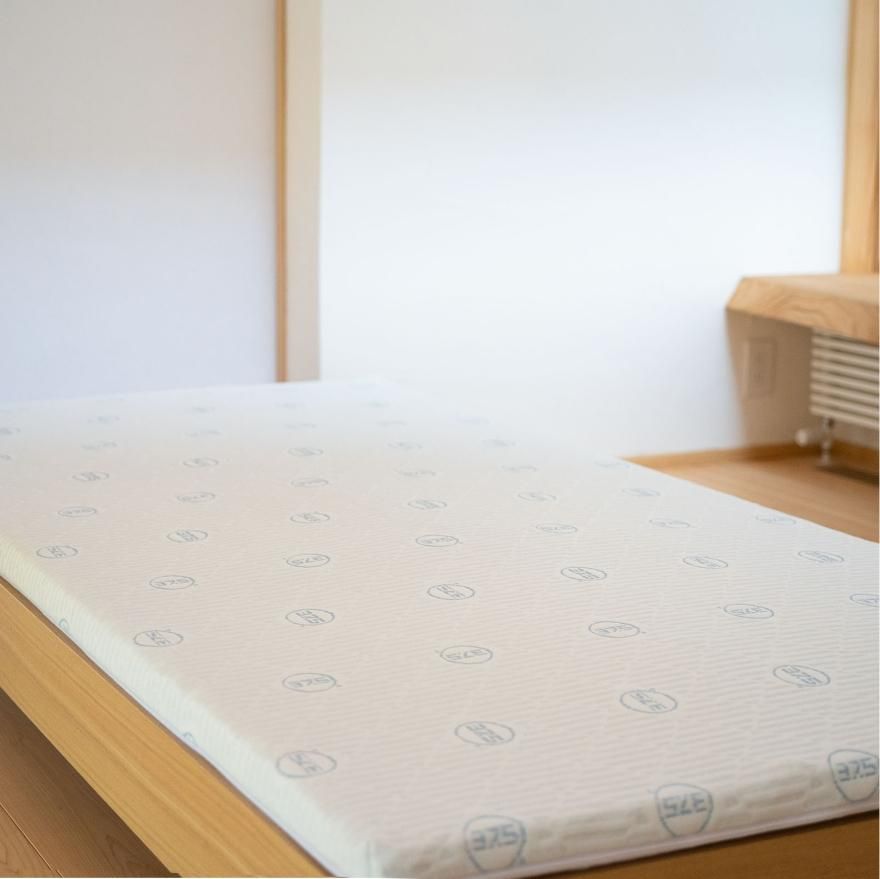 37.5(TM)Technology×ブレスエアー(R)使用 調湿マットレス | 近江ふとん