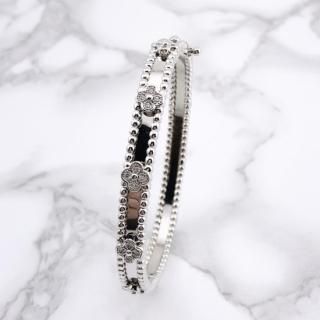 クローバーピアス 4P（マザーオブパール） - AR JEWELRY