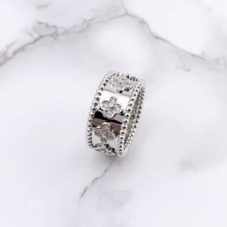 クローバー ブレスレット オニキス 5p 楽天市場】クローバー ブレスレット フラワー オニキスカラー