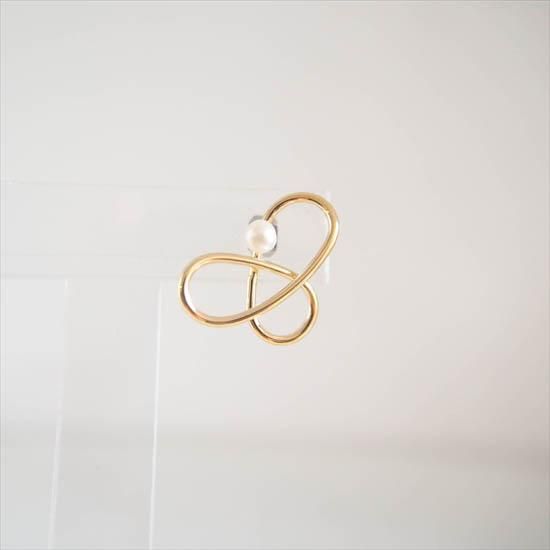 ピアス【Vintage】/線加工フラワーモチーフ+淡水パールピアス