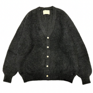 <img class='new_mark_img1' src='https://img.shop-pro.jp/img/new/icons65.gif' style='border:none;display:inline;margin:0px;padding:0px;width:auto;' />INNAT<br>KID MOHAIR CARDIGAN<br>Black