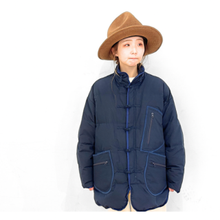 <img class='new_mark_img1' src='https://img.shop-pro.jp/img/new/icons47.gif' style='border:none;display:inline;margin:0px;padding:0px;width:auto;' />PORTER CLASSIC WEATHER CHINESE DOWN JACKET BLUE PC-026-2441