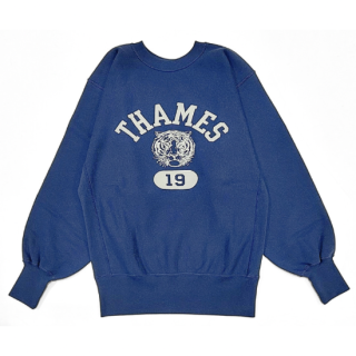 <img class='new_mark_img1' src='https://img.shop-pro.jp/img/new/icons25.gif' style='border:none;display:inline;margin:0px;padding:0px;width:auto;' />CIOTA<br>Printed Sweatshirt Navy