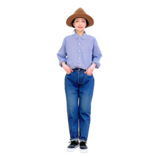 <img class='new_mark_img1' src='https://img.shop-pro.jp/img/new/icons65.gif' style='border:none;display:inline;margin:0px;padding:0px;width:auto;' />CIOTA<br>Straight 5 Pocket Pants<br>Dark Blue Damage<br>Ladys