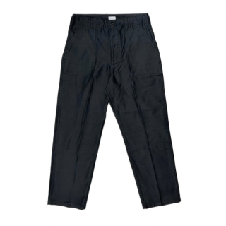 <img class='new_mark_img1' src='https://img.shop-pro.jp/img/new/icons65.gif' style='border:none;display:inline;margin:0px;padding:0px;width:auto;' />CIOTA Baker Pants Dark Navy 