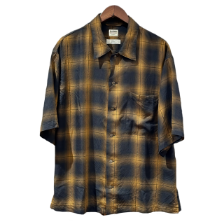 <img class='new_mark_img1' src='https://img.shop-pro.jp/img/new/icons47.gif' style='border:none;display:inline;margin:0px;padding:0px;width:auto;' />BARNS OUTFITTERS OMBRE CHECK SS-SHIRT Brown (С󥺥ȥեå BR-24201 ֥ å )