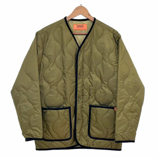 <img class='new_mark_img1' src='https://img.shop-pro.jp/img/new/icons1.gif' style='border:none;display:inline;margin:0px;padding:0px;width:auto;' />UNIVERSAL OVERALL QUILT JACKET Olive (˥С륪С U2133522 ƥ󥰥㥱å ˥å)