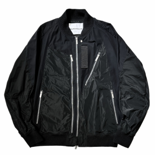 <img class='new_mark_img1' src='https://img.shop-pro.jp/img/new/icons1.gif' style='border:none;display:inline;margin:0px;padding:0px;width:auto;' />White Mountaineering<br>ASYMMETRY FLIGHTJACKET<br>Black