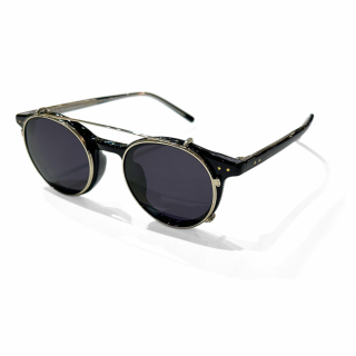 <img class='new_mark_img1' src='https://img.shop-pro.jp/img/new/icons47.gif' style='border:none;display:inline;margin:0px;padding:0px;width:auto;' />White Mountaineering<br>CLIP-ON SUNGLASSES