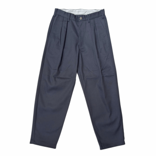 <img class='new_mark_img1' src='https://img.shop-pro.jp/img/new/icons1.gif' style='border:none;display:inline;margin:0px;padding:0px;width:auto;' />UNIVERSAL OVERALL<br>HERITAGE LINE<br>RELAX CHARCOAL