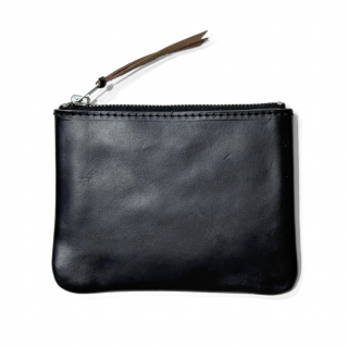 <img class='new_mark_img1' src='https://img.shop-pro.jp/img/new/icons1.gif' style='border:none;display:inline;margin:0px;padding:0px;width:auto;' />BARNS OUTFITTERS<br>Button Works<br>Horween Chromexcel<br>Leather Porch Wallet