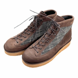 <img class='new_mark_img1' src='https://img.shop-pro.jp/img/new/icons25.gif' style='border:none;display:inline;margin:0px;padding:0px;width:auto;' />White Mountaineering<br>WM  x Danner<br> 'Washougul' LACEUP BOOTS<br>Brown