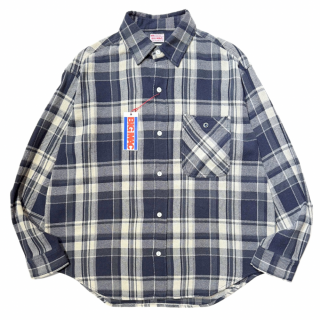 <img class='new_mark_img1' src='https://img.shop-pro.jp/img/new/icons1.gif' style='border:none;display:inline;margin:0px;padding:0px;width:auto;' />BARNS OUTFITTERS<br>x BIGMAC<br>FLANNEL L/S SHIRT Black