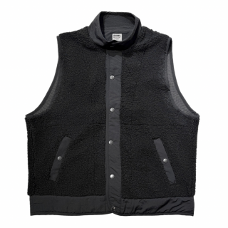 <img class='new_mark_img1' src='https://img.shop-pro.jp/img/new/icons1.gif' style='border:none;display:inline;margin:0px;padding:0px;width:auto;' />BARNS OUTFITTERS<br>Utility Boa Vest -Black-