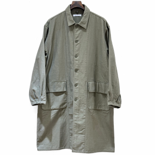 <img class='new_mark_img1' src='https://img.shop-pro.jp/img/new/icons25.gif' style='border:none;display:inline;margin:0px;padding:0px;width:auto;' />CATTA<br>SHIRTS COAT BACK SATIN<br>OLIVE