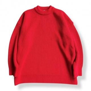 <img class='new_mark_img1' src='https://img.shop-pro.jp/img/new/icons1.gif' style='border:none;display:inline;margin:0px;padding:0px;width:auto;' />THE DAY<br>MERINO WOOL CREWNECK KNIT<br>RED